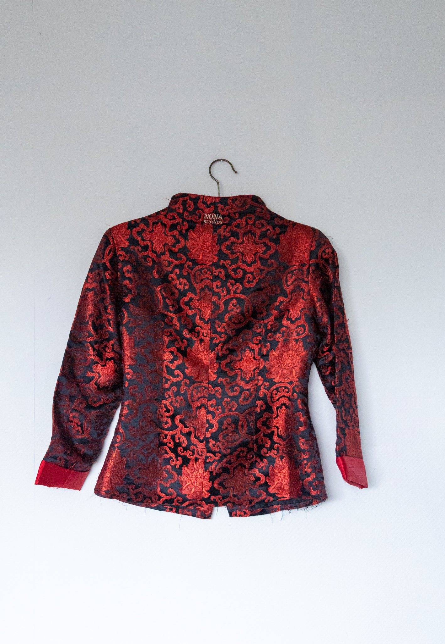 UNIQUE TOP - black red
