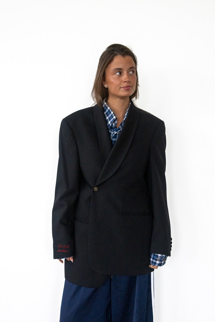 BLAZER - BLACK CHIQUE RED LOGO