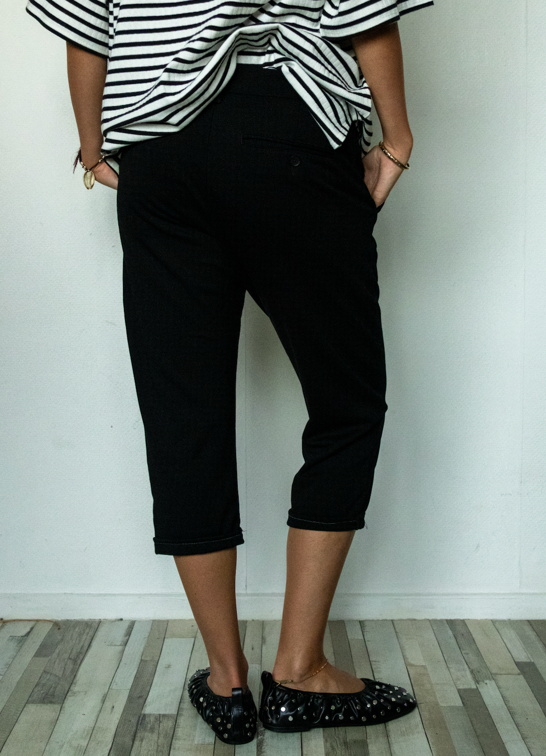 PANTS - black capri